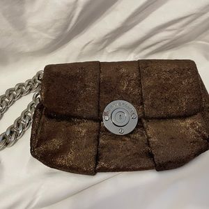 Henri Bendel wristlet